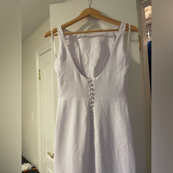 Simple white backless button down with zipper wedding dress - Picture 3 of 6